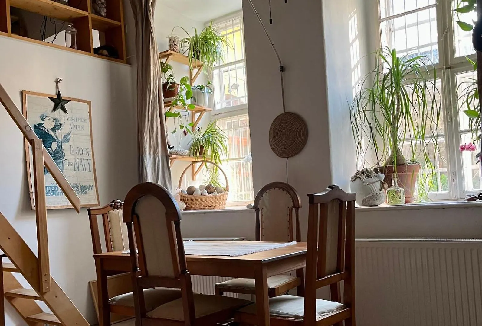 Unique, Homey Apartment With Free Parking In Central Budapest